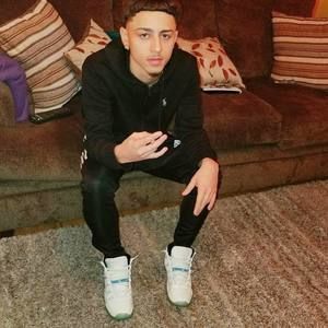 Meet your Posher, Brandon